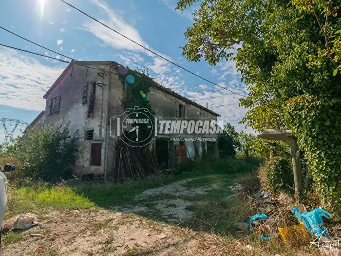 Casa quadrilocale in vendita in Via Montaletto, Cesena