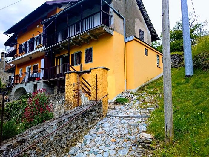 Casa trilocale in vendita in Loc Piaggio, Varzo