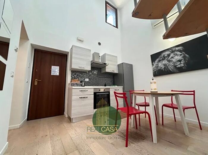 Appartamento trilocale in vendita in Vicolo Santo Stefano San Francesco Canzo Como Lombardia Italia, Canzo