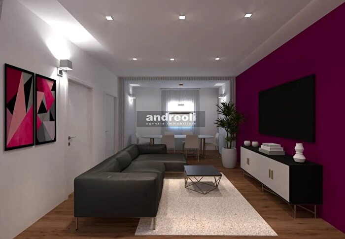 Appartamento con 5 locali in vendita in Jesi