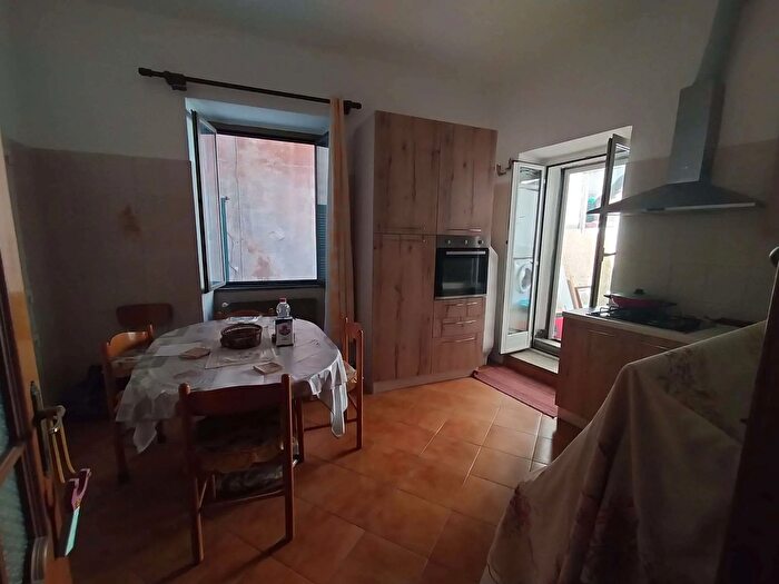 Appartamento quadrilocale in vendita in Albenga