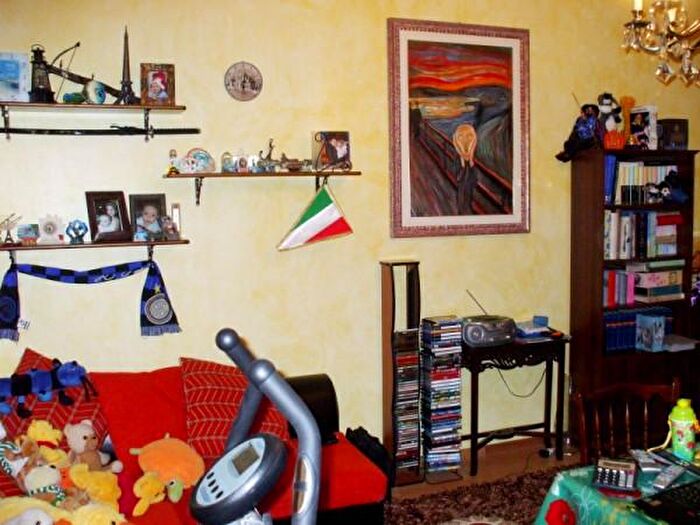 Appartamento con 6 locali in vendita in Via Montegrappa, Jesi