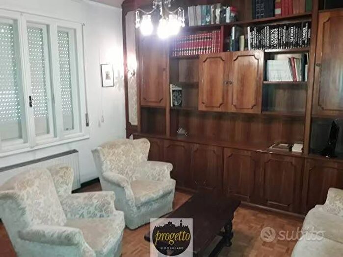 Casa trilocale in affitto in Via Ponziana Monfalcone Go Italia, Centro, Monfalcone