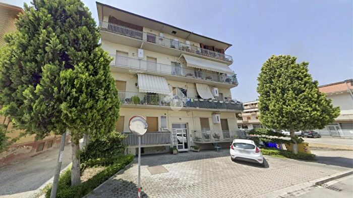 Appartamento trilocale in vendita in Via Giuseppe Mazzini, Monteprandone