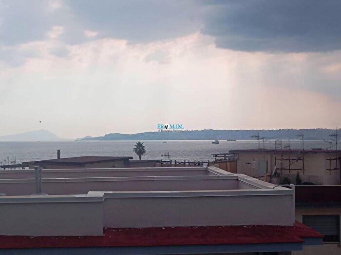 Appartamento quadrilocale in affitto in Via Emanuele Gianturco, Portici