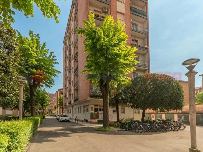 Appartamento trilocale in vendita in Via Lodovico Il Moro, Milano