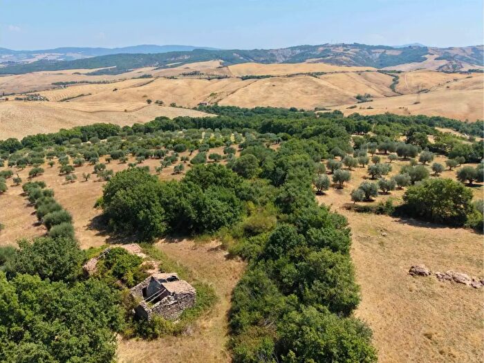 Casa con 10 locali in vendita in Case Sparse Madonna, Castiglione D'Orcia