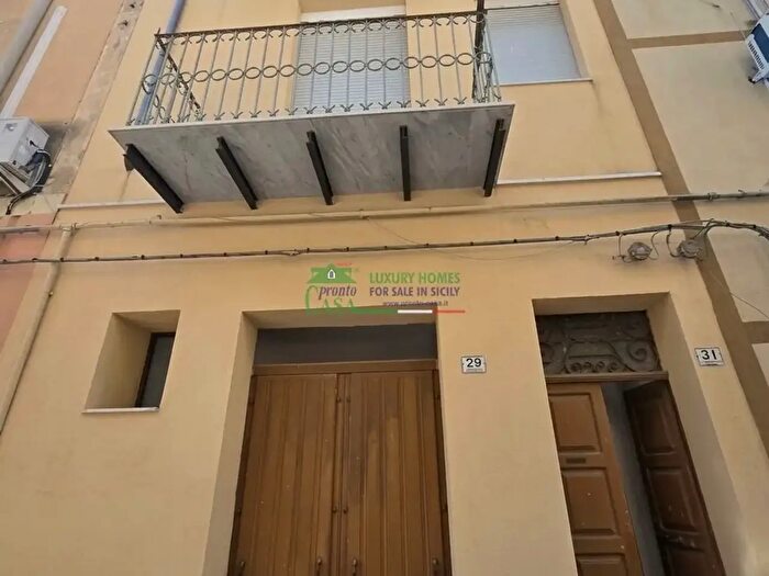 Casa in vendita in Gela