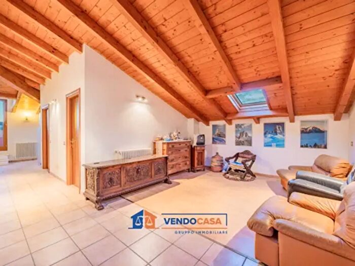 Appartamento trilocale in vendita in Piazza Novembre, Varazze