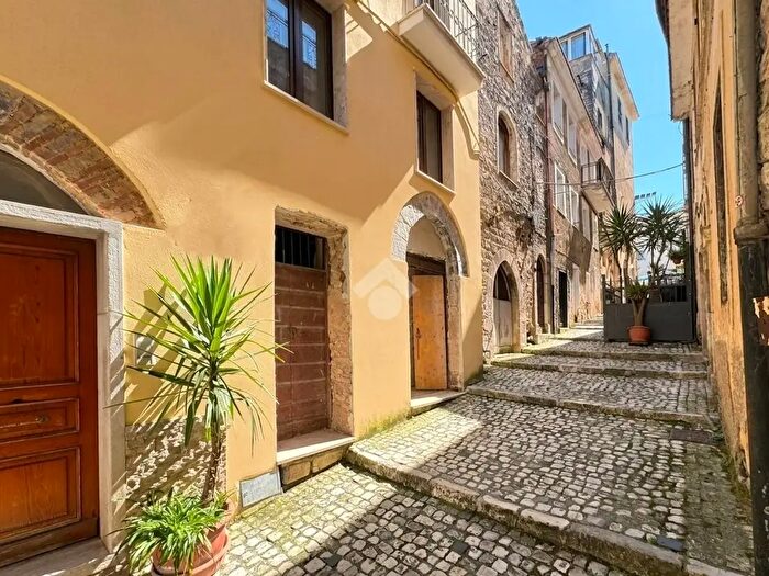 Appartamento quadrilocale in vendita in Via San Giogio, Priverno