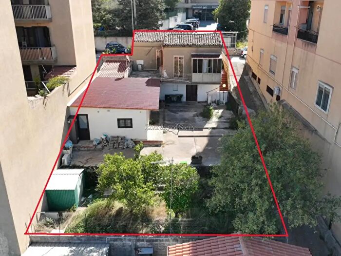 Casa trilocale in vendita in Modica