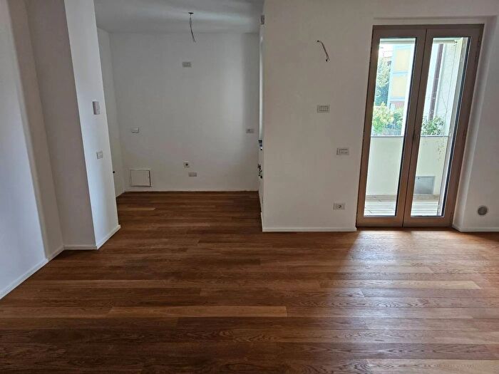 Appartamento quadrilocale in vendita in Zona Quinto Genova, Genova