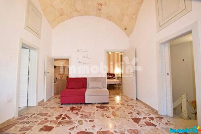 Appartamento con 5 locali in vendita in Oria