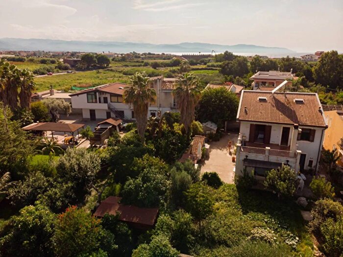 Casa con 5 locali in vendita in Via Val Verde, Pianoro