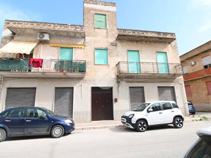 Appartamento trilocale in vendita in Via Giovanni Asaro, Paceco