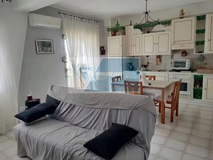 Appartamento con 5 locali in vendita in Siracusa