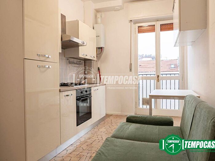 Appartamento bilocale in affitto in Via Marcantonio dal Re, Certosa, Milano