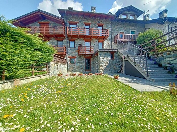 Appartamento bilocale in affitto in Eresaz Sommarèse, Emarèse