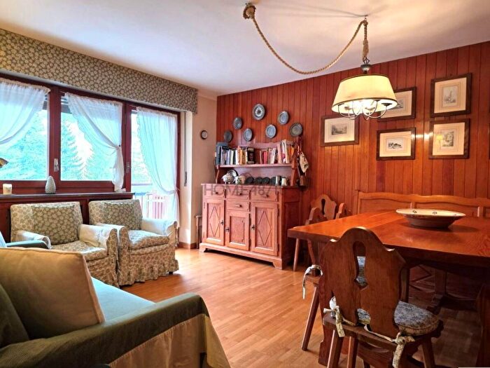 Appartamento trilocale in affitto in Strada Regionale, Centro, Courmayeur