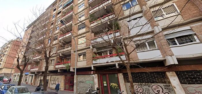 Appartamento trilocale in vendita in Via Tarquinio Prisco Roma Roma, Roma