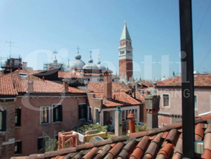 Appartamento monolocale in affitto in San Marco Ramo de l'Anzolo, San Marco, Venezia