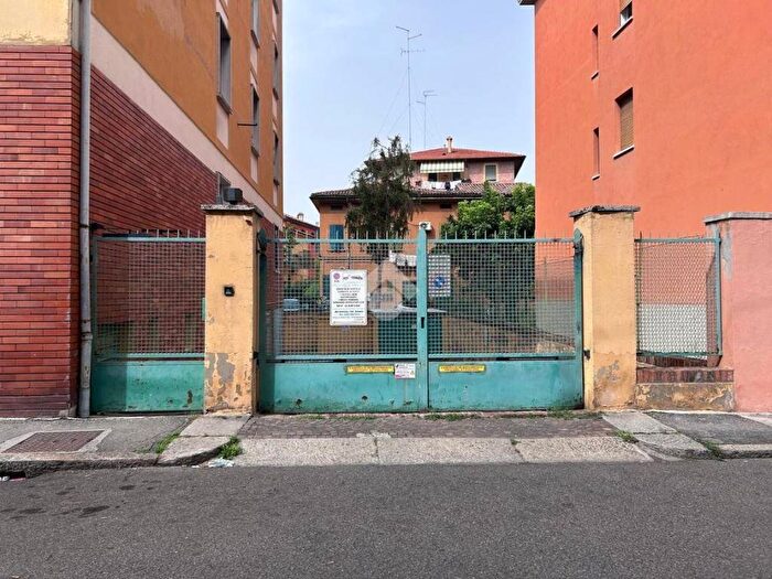 Casa in vendita in Via della Viola, Santa Viola, Bologna