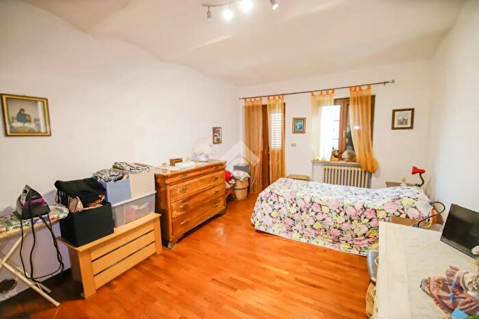 Appartamento quadrilocale in vendita in Via Trieste, Bosconero