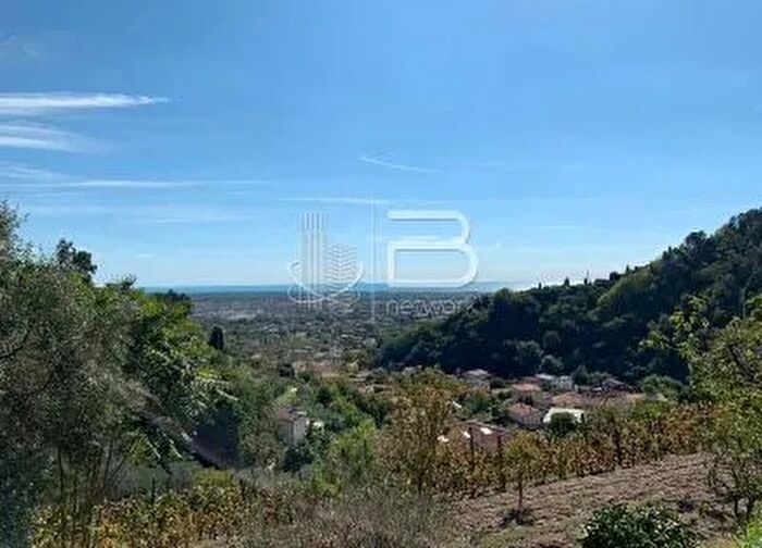 Casa in vendita in Pietrasanta