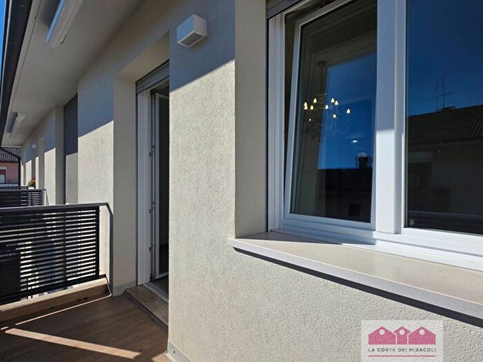 Appartamento quadrilocale in affitto in Via Pizzardi, San Pio X, Vicenza