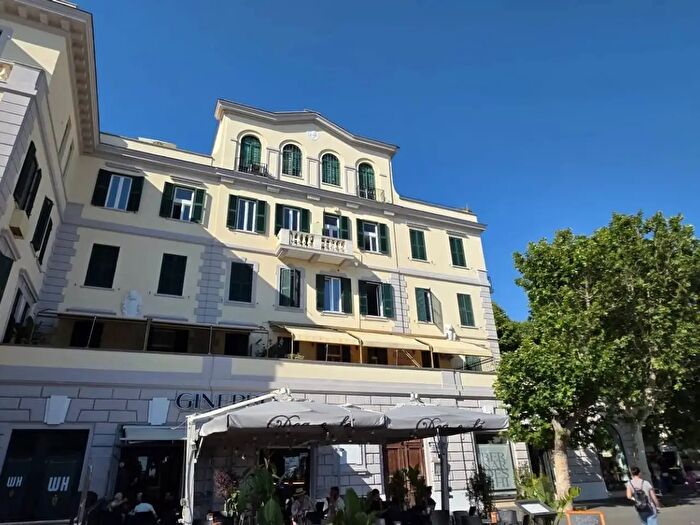 Appartamento bilocale in vendita in Piazza Anco Marzio, Roma