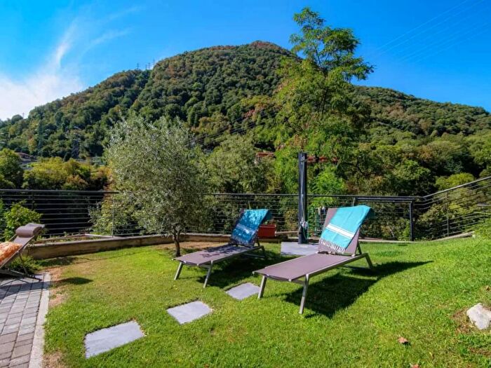 Appartamento trilocale in affitto in Località Crotta, Argegno