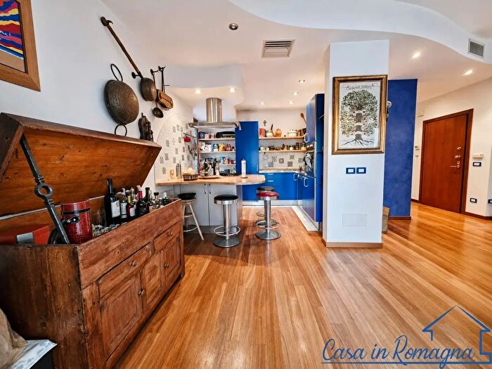 Appartamento trilocale in vendita in Viale Cormons, Rimini