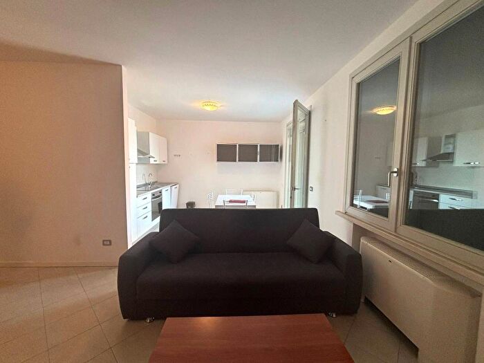 Appartamento bilocale in affitto in Dosso del Corso Chiesanuova, Mantova