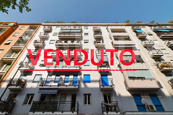 Appartamento trilocale in vendita in Viale Monza, Milano