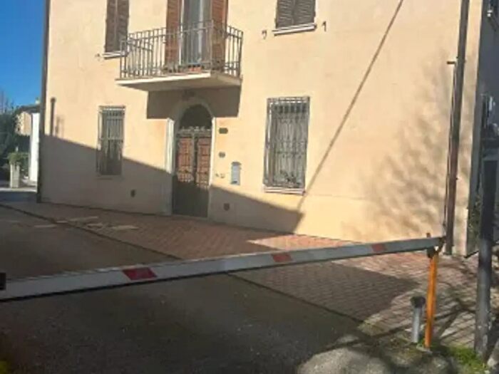 Appartamento trilocale in vendita in Corso Giuseppe Mazzini, Molinella