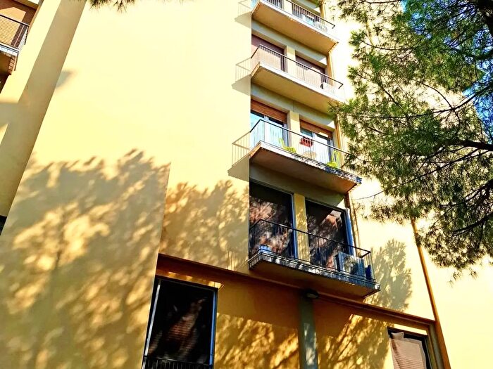 Appartamento quadrilocale in vendita in Via Val di Sieve, Firenze