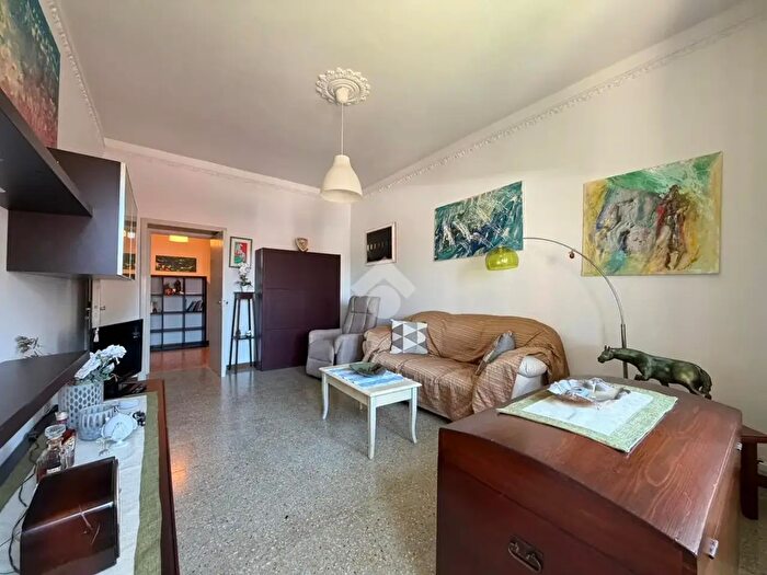 Appartamento quadrilocale in vendita in Via Isonzo, Lecce