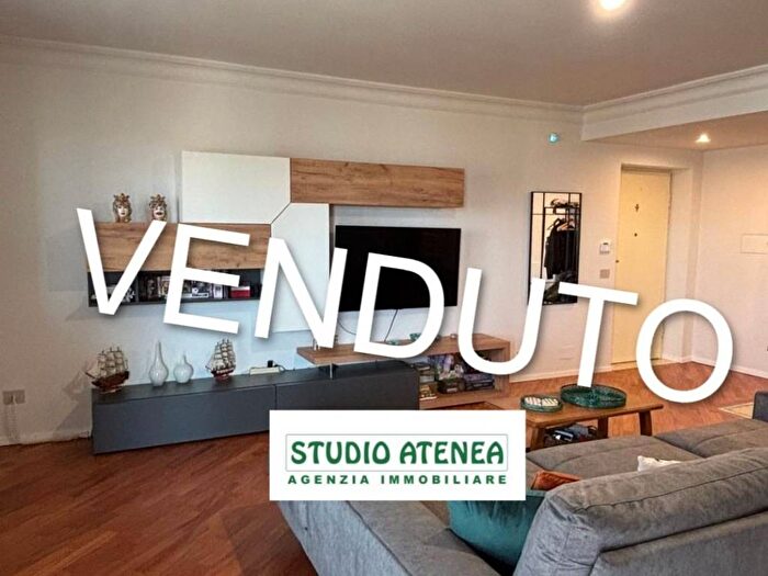 Appartamento quadrilocale in vendita in Via Imera, Serraferlicchio Montaperto Giardina Gallotti, Agrigento