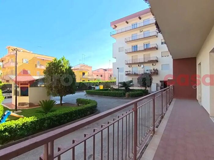 Appartamento con 5 locali in vendita in Via Mattia Preti, Siracusa