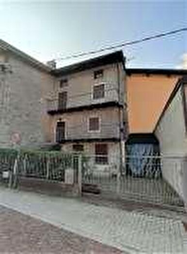 Casa quadrilocale in vendita in Caiolo