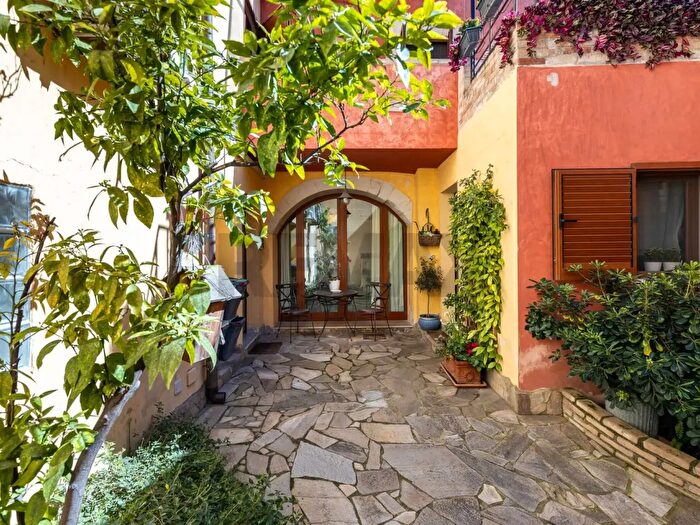 Casa trilocale in vendita in Via dei Doria, Cagliari