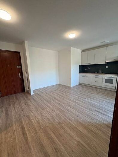 Appartamento trilocale in affitto in Via Marconi, Centro, Laives