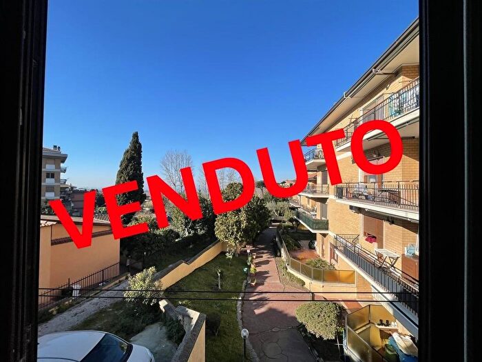 Appartamento in vendita in Via Trilussa, Albano Laziale