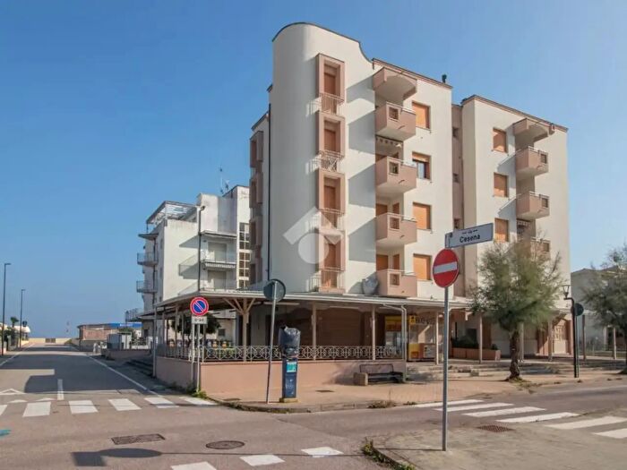 Appartamento trilocale in vendita in Viale Romagna, Ravenna