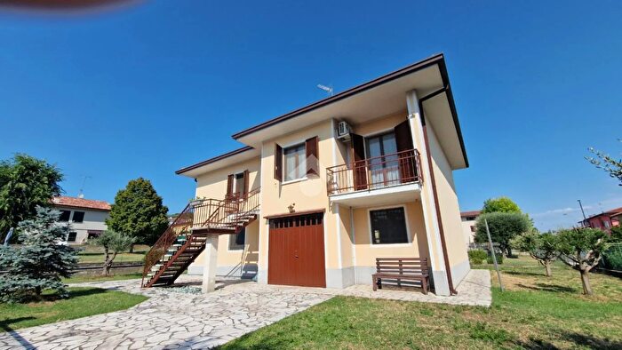 Casa trilocale in vendita in Cavriana