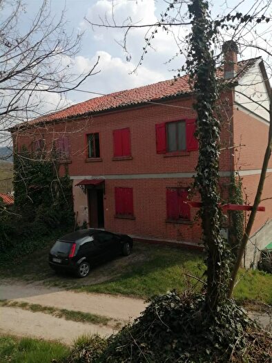 Appartamento trilocale in vendita in Curoni, Aramengo