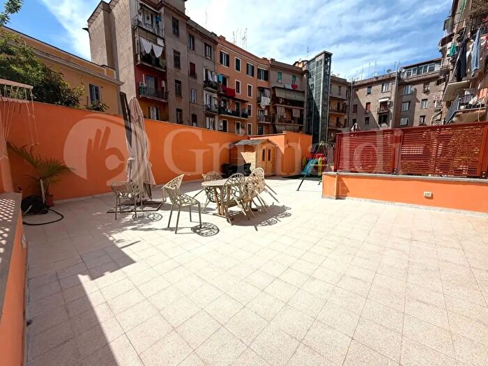 Appartamento trilocale in vendita in Via Ettore Rolli, Roma