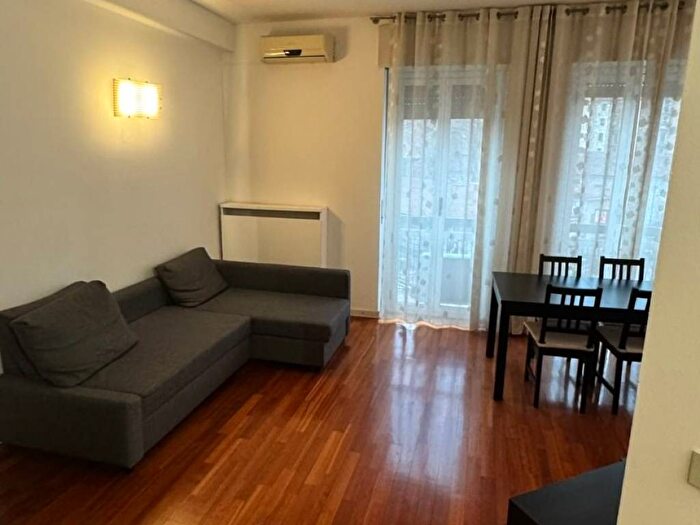 Appartamento bilocale in affitto in Via Friuli, Porta Romana Medaglie dOro, Milano