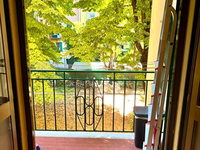 Appartamento trilocale in affitto in Saffi, Bologna