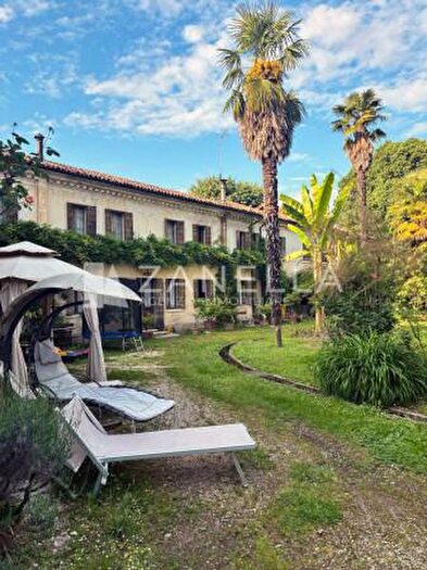 Casa con 6 locali in vendita in Via Roma, Castello Di Godego